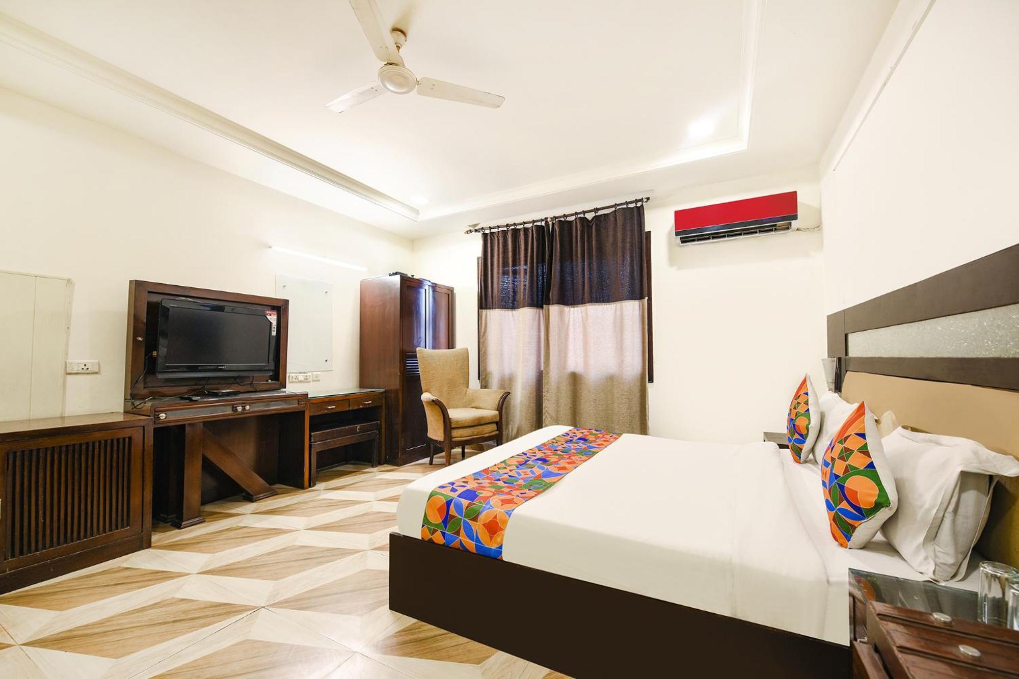 Fabhotel Grand Boutique New Delhi Exterior photo