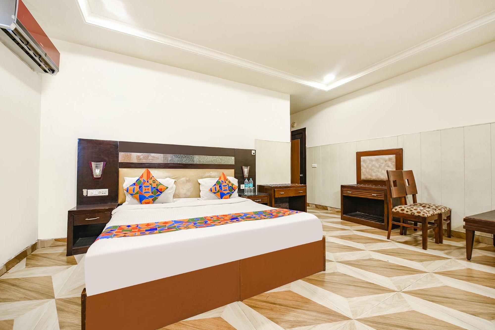 Fabhotel Grand Boutique New Delhi Exterior photo
