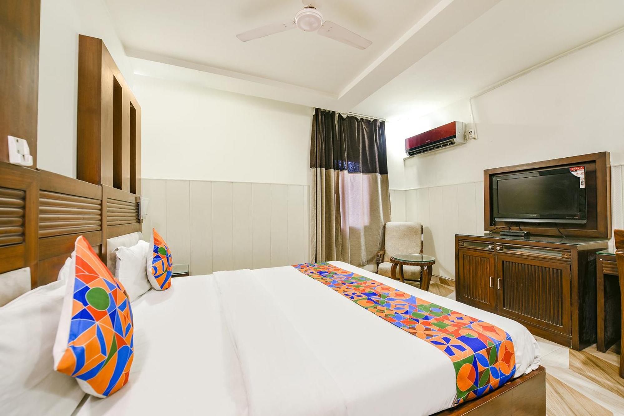 Fabhotel Grand Boutique New Delhi Exterior photo